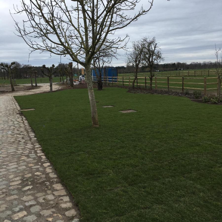 Bed and Breakfast De Worfthoeve Geel Exterior foto
